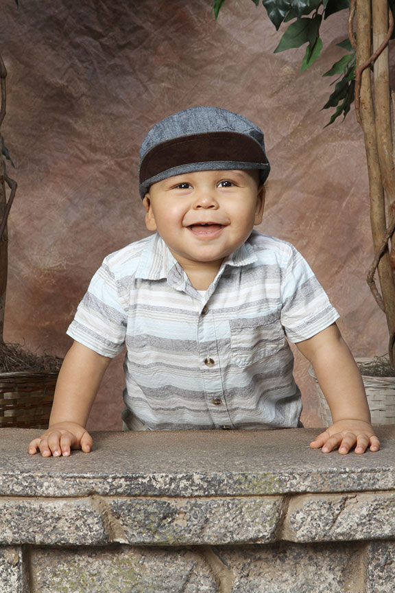 family photographer photo studio near me