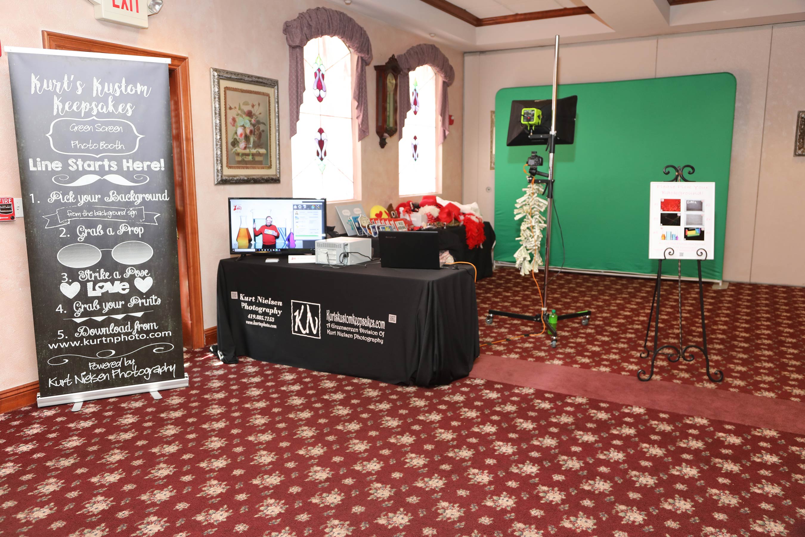 Toledo's Original Green Screen Photo Booth with Photographer and Attendants