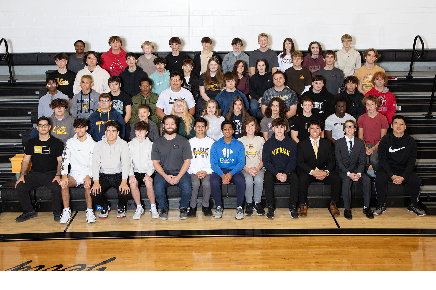  Sylvania and Toledo School Yearbook Club Photos Photography