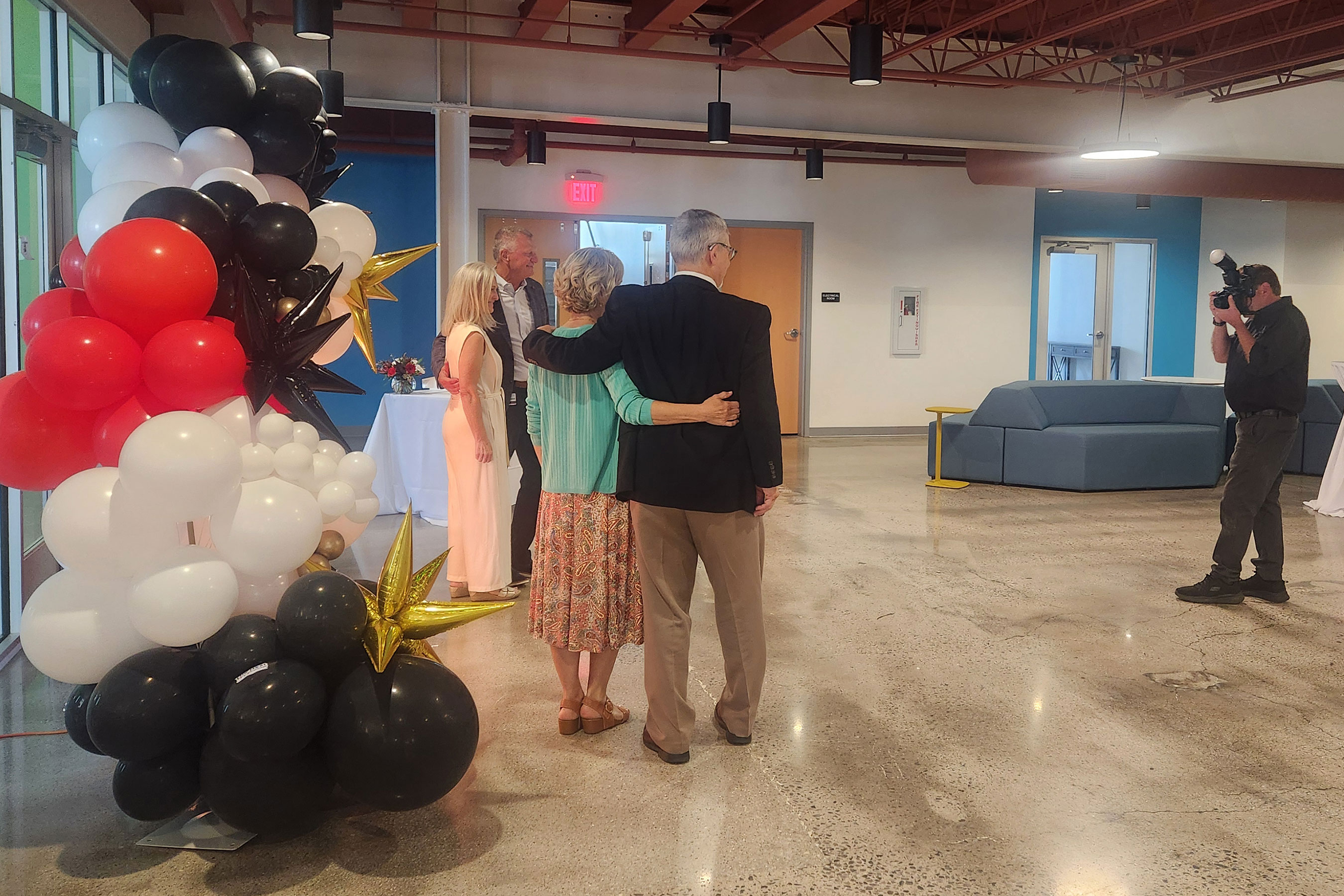  Toledo Event Photographer that uses AI Facial Recognition software